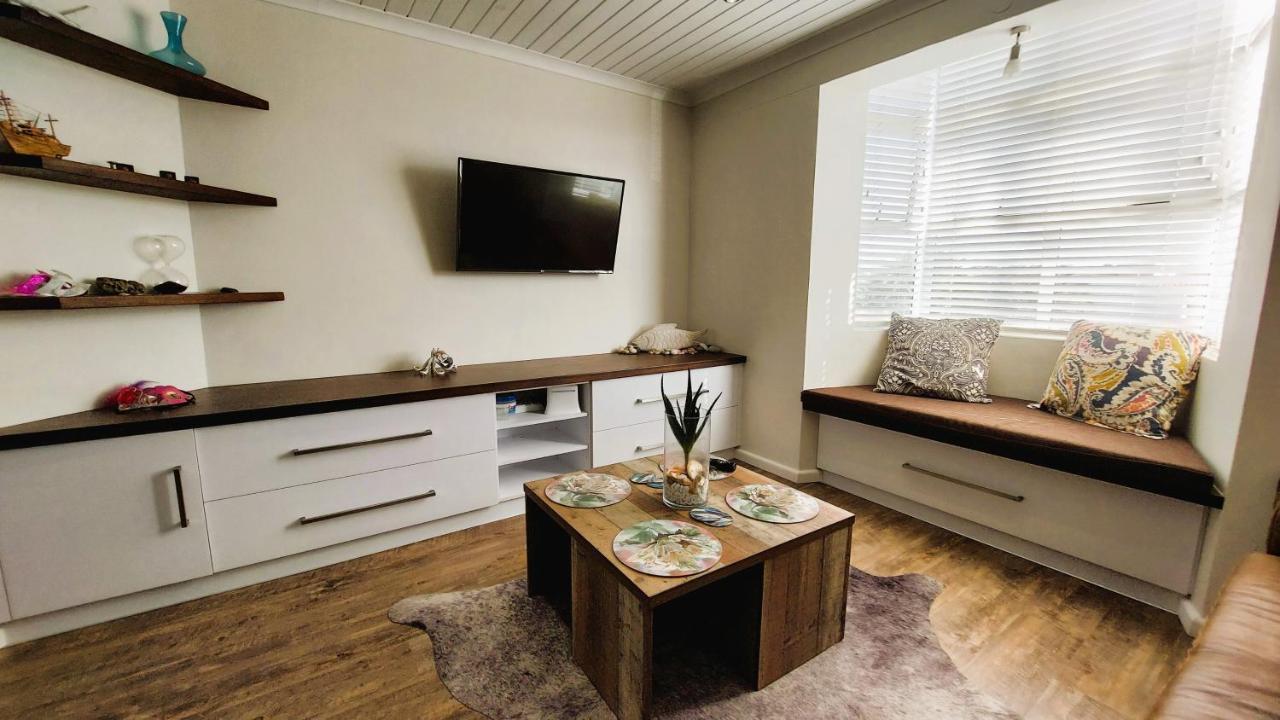 Nautilus 2 Bedroom Self-Catering Apartment Свакопмунд Екстер'єр фото