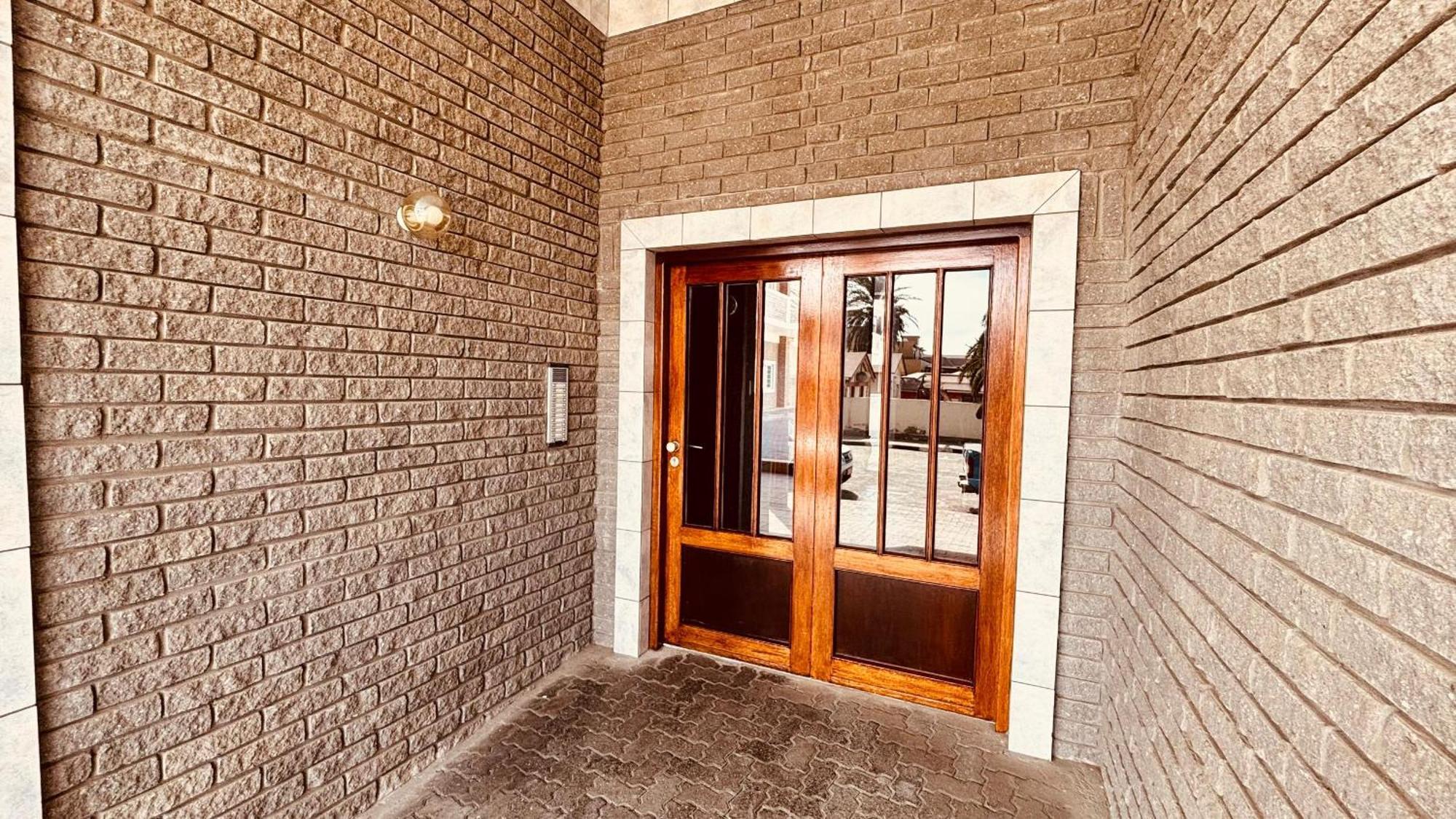 Nautilus 2 Bedroom Self-Catering Apartment Свакопмунд Екстер'єр фото